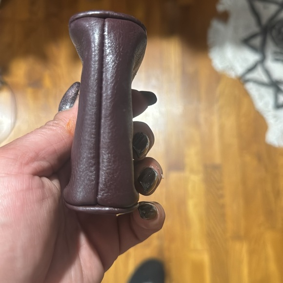 Etienne Aigner - Picture 4 of 5